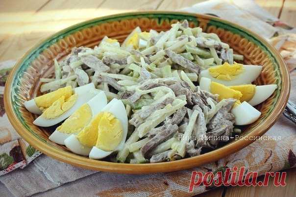 Сытный и интересный на вкус Салат «Ташкент». Попробуйте, не пожалеете 



Сегодня же приготовлю!









Однажды прочитала, что салат «Ташкент» назван не в честь города, а в честь одного ресторана … Состав салата незатейлив, а сам он сытный и интересный на вкус.Салат «…