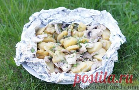 Рецепт: Картошка с грибами, в фольге (на мангале) на RussianFood.com