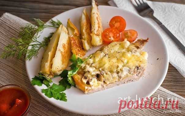 Мясо по-купечески с грибами