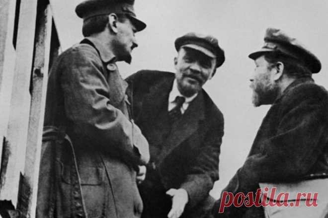 Что генсеки дарили своим друзьям: Самые известные дипломатические подношения друзьям СССР