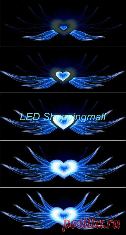 Автомобильная наклейка из 5 секций. Активируется звуком. Отлично и необычно смотрится на авто.