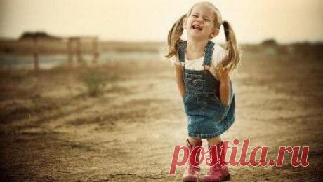 У женщины нет правил, есть только настроение... 
Какое настроение, такие и правила... )))