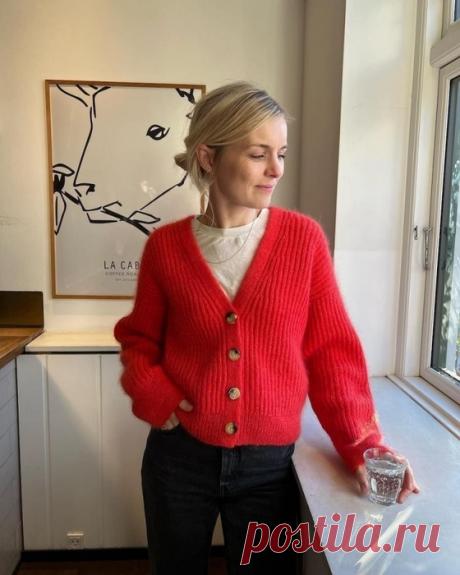 Кардиган. Спицы.