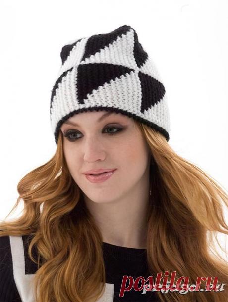 Молодежная шапка спицами