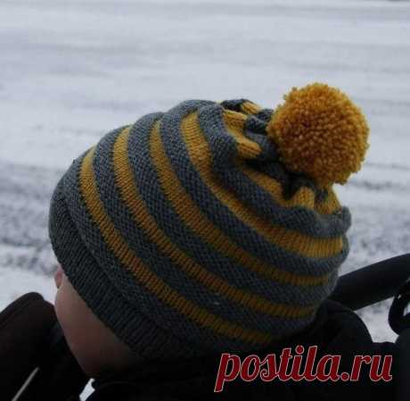 Вяжем модную шапочку