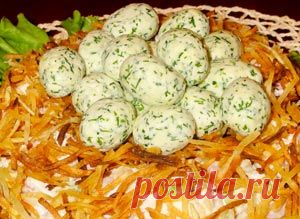 Салат «Гнездо глухаря» - рецепт с курицей и грибами:Рецепт №1