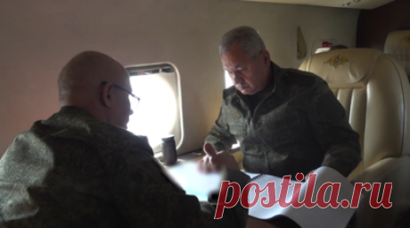 Шойгу проверил процесс боевой подготовки военнослужащих и добровольцев на полигонах ЮВО. Глава Минобороны России Сергей Шойгу проверил организацию боевой подготовки военнослужащих и добровольцев подразделений БАРС на полигонах ЮВО. На полигонах готовят операторов беспилотных летательных аппаратов, механиков-водителей и военнослужащих других военно-учётных специальностей. Также проводят тактико-специальную, огневую, медицинскую, инженерную подготовку военнослужащих. Занятиями руководят офицеры,…