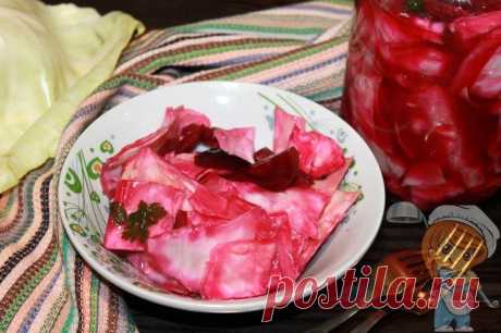 Капуста по-армянски со свеклой, рецепт как замариновать вкусно! Капуста по-армянски со свеклой - рецепт быстрого маринования.Чеснок, острый перчик, лавровый лист придают угощению пикантность, а свежая зелень – яркий внешний вид