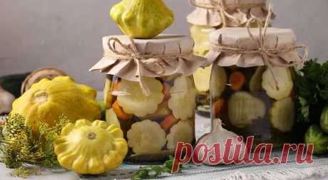 Патиссоны на зиму, как приготовить их максимально вкусно — читать на Gastronom.ru Патиссоны поражают нас своей необычной формой и инопланетным видом. Согласитесь, они очень красивы. Правда, если вы будете любоваться ими слишком долго, жалея сорвать с грядки, то упустите шанс заготовить на зиму патиссоны молочной зрелости. Впрочем, - статья на кулинарном сайте Gastronom.ru