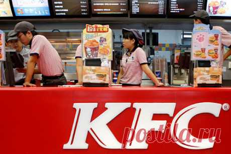 Китай захотел бойкотировать KFC из-за игрушек. Влиятельная Китайская ассоциация потребителей (CCA) захотела бойкотировать сеть ресторанов KFC. Близкая к государству общественная организация сочла неприемлемой акцию сети быстрого питания, в рамках которой KFC продает коллекционные игрушки с наборами еды, и выступила против нее.