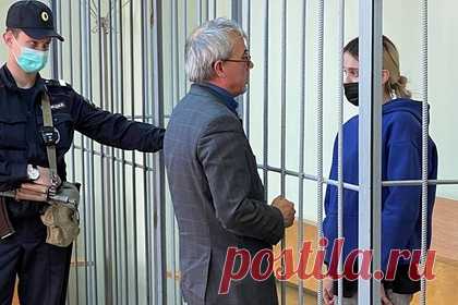 Мосгорсуд оставил в силе приговор сбившей троих детей на переходе студентке. Мосгорсуд оставил без изменений приговор студентке Валерии Башкировой, ранее осужденной на пять лет колонии-поселения за ДТП, в котором погибли двое детей, а третий был ранен. Ранее прокуратура предлагала ужесточить наказание виновнице аварии. 16 июля 2021 года девушка сбила троих детей, находясь за рулем Mazda.