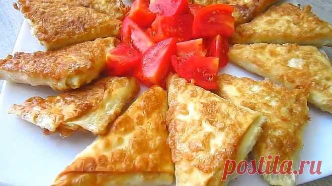 Треугольники с плавленым сыром! Быстро и очень вкусно!