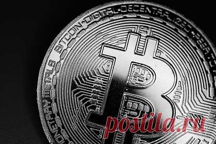 Биткоину предсказали рост до 500 тысяч долларов. Автор бестселлера «Богатый папа, бедный папа» Роберт Кийосаки предсказал, что курс биткоина вырастет до 500 тысяч долларов за монету к 2025 году. Он уверен, что вера в доллар ослабнет, а наравне с криптовалютой расти начнут цены на драгоценные металлы: серебро и золото.