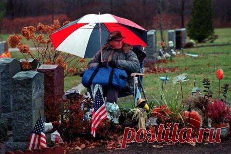 Люди, которые годами жили со своими умершими родственниками | АКЦЕНТ