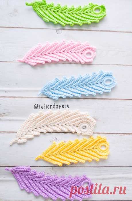 Фотографии от пользователя Esperanza y Ana Celia Rosas на youtube
 · · · Paso a paso en vídeo tutorial 😍 #crochet #feather #dreamcatcher #plumas
