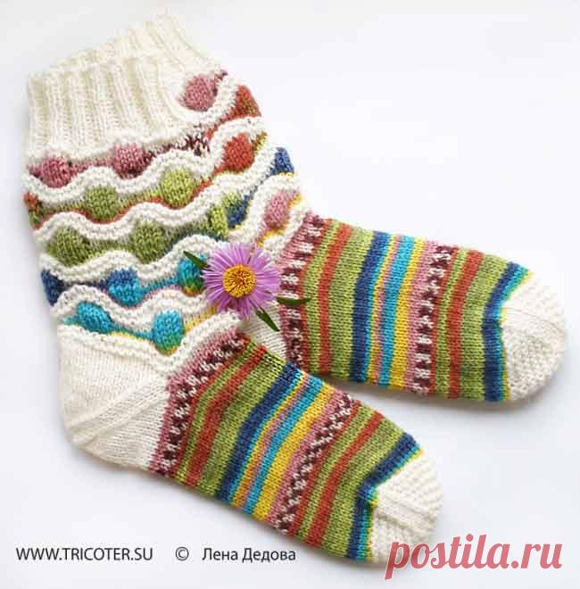 ВЯЖЕМ. Многоцветные носки и гольфы