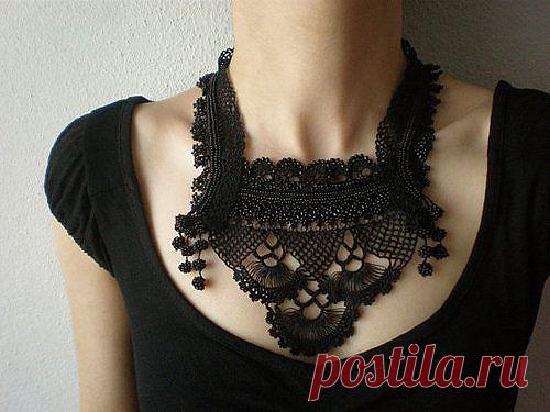 колье вязаное