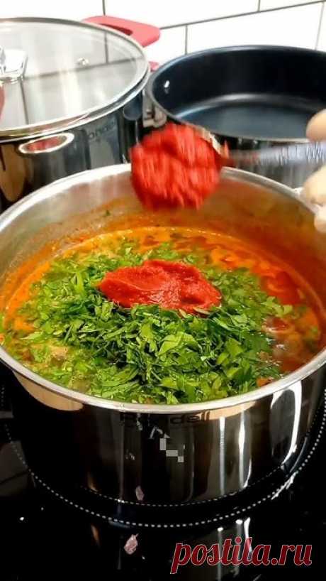 мой телеграмм https://t.me/bistriereceptyhttps://t.me/bistrierecepty🌶Помидоры 1.8-2.0кг🌶Лук красный 2шт 🌶Базилик 🌶Петрушка 🌶Томатная паста 100гр🌶Соль 1...