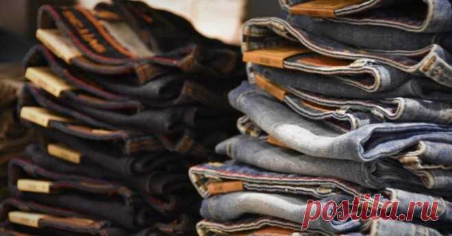 Как купить качественные джинсы: 6 нюансов, на которые надо обратить внимание

Сегодня мы расскажем о том, на что надо обращать внимание, чтобы джинсы служили тебе верой и правдой не один год.  

Размер  

Любая девушка знает: джинсы не должны быть свободными, ведь они растягиваются. 

Но мало кто слышал о том, как отличить штаны слишком маленького размера от тех, которые после носки сядут идеально.  

Лови лайфхак: надев джинсы, сядь в них на скамеечку, которая обычно есть...