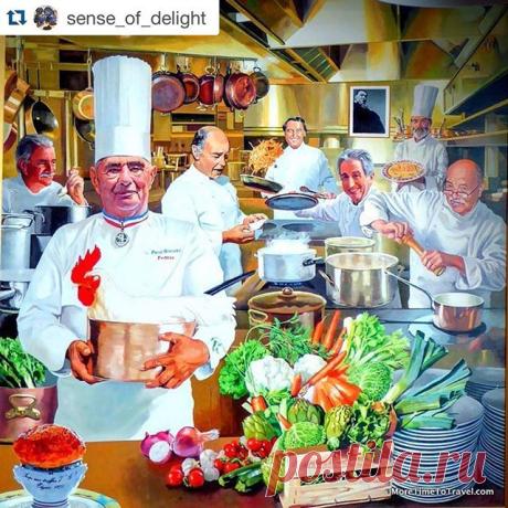 #Repost @sense_of_delight
・・・
What a fantastic painting at the CIA New York.
The fantastic 7 of the French kitchen revolution....Alain Chapel, Paul Bocuse, Heberlein Brothers , Jaques Pic, Michel Guerard, Pierre Troisgros...the nouvelle cuisine...just amazing!!
#gourmetfood #gourmand #gourmet #bocuse #jaquespic #alainchapel #michelinstar #michelin #gaultmillau #chefstalk #chefsofinstagram #gastronomia #frenchcuisine #frenchchef