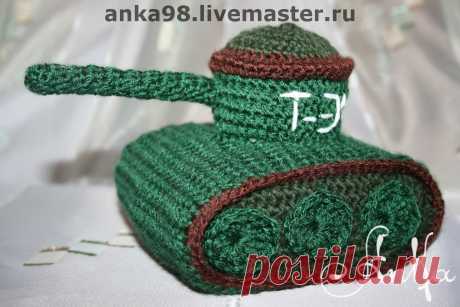 Вязаный танк - танк,Вязание крючком,вязаная игрушка,23 февраля,подарок