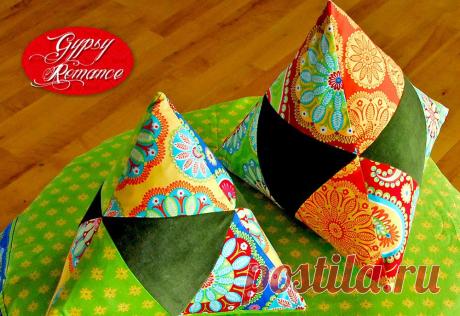 Цыганский романс: 3-D треугольник Подушки | Sew4Home
