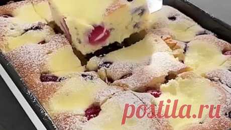 Очень вкусно и аппетитно, для семейного чаепития пирог с ягодами