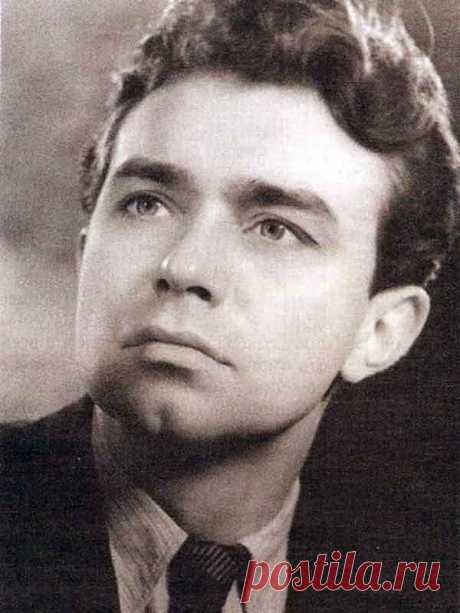Михаил Кузнецов, 25 февраля, 1918
 • 23 августа 1986