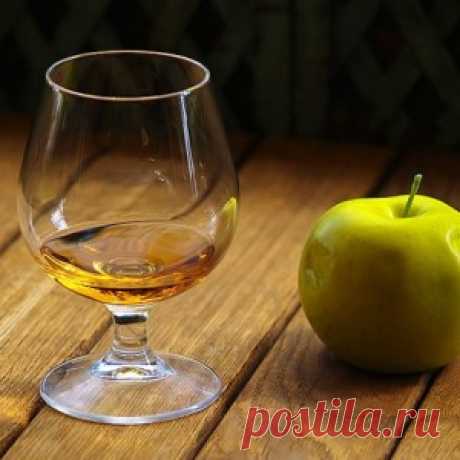 Самогон из яблок: представляем лучшие рецепты изготовления