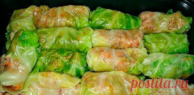 Как сделать голубцы в 3 раза вкуснее: никто не останется равнодушным Предлагаем приготовить традиционное блюдо по-новому! Вкусные голубцы Ингредиенты: Для голубцов: ● 1 средний кочан свежей капусты ● 150 г мясного фарша ● 50 г риса ● 1 маленькая...
