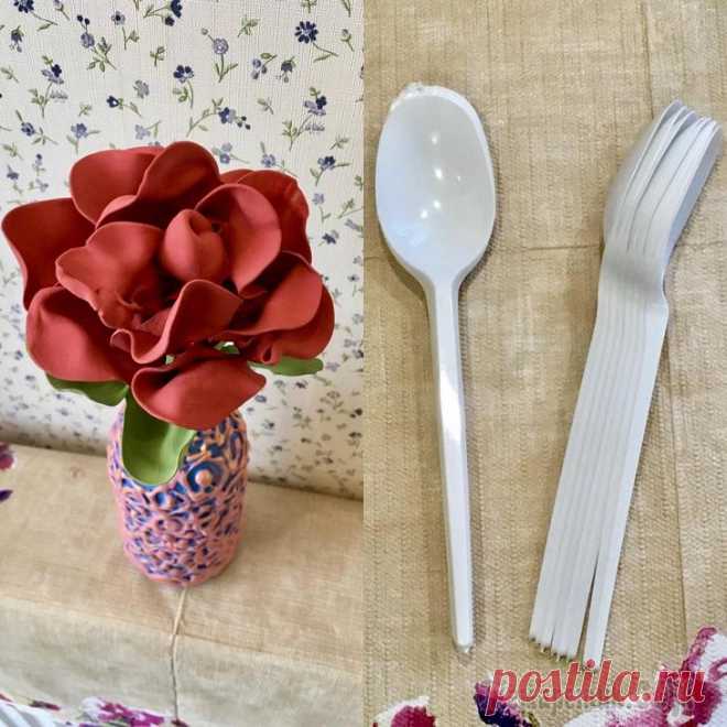 Цветок из пластиковых ложек (без огня)