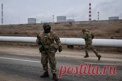 На Украине пограничники поймали переодетого в женщину мужчину. Сотрудники Государственной пограничной службы Украины поймали в Одесской области мужчину, переодевшегося в женскую одежду, чтобы сбежать из страны. Он вернулся на Украину перед Пасхой и пытался вновь уехать за границу после праздника, чтобы избежать воинской службы, но сотрудники вручили мужчине повестку.