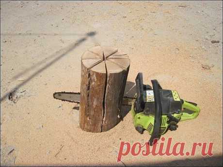 Делаем пилой &quot;фигурные&quot; глубокие зазоры на чурке, но не до конца. Оставляем основание.