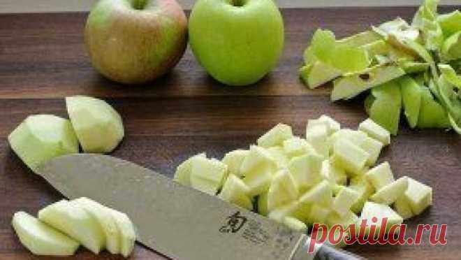 Шарлотка с яблоками в духовке, 5 простых рецептов.