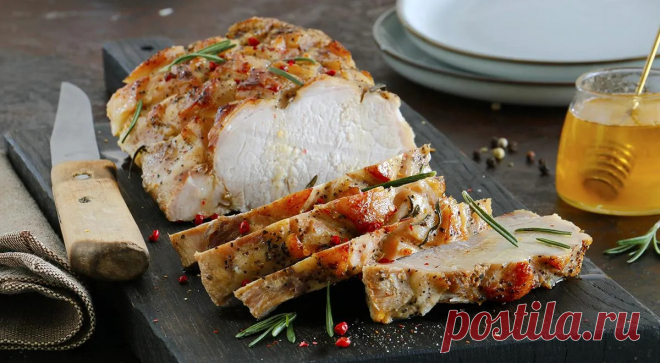 Свинина в рукаве: готовим мясо в духовке. С пользой и почти не пачкая рук — читать на Gastronom.ru Очень мы любим вкусное и сочное мясо. А еще хорошо бы оно было приготовлено таким способом, чтобы для здоровья одна польза. А еще чтобы никакой возни. И чтобы посуду мыть не нужно было!!!  Вы будете смеяться, но такой способ есть. Это запекание мяса  - статья на кулинарном сайте Gastronom.ru