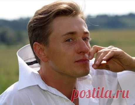 Сергей Безруков