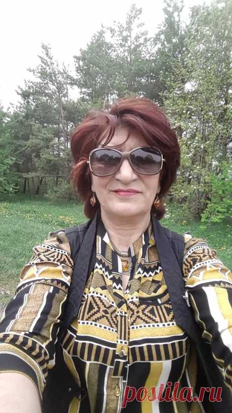 Ճանապարհ դեպի Ապարանի ջրամբար....💗👌
Այս կադրերը լուսանկարել եմ օրեր առաջ Ապարանի ջրամբար տանող ծառապատ /երկկողմանի/ճանապարհին,մարզպետարանից վերադարձին,հայրենի բնաշխարհիս կանաչազարդ տեսքից դյութված,կենտրոնակական մայրուղուց շեղվելով հայտնվեցի ուղղակի դրախտում:
Չնաշխարհիկ երկիր իմ ՆԱԻՐՅԱՆ💚