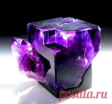 25 невероятно красивых и редких камней