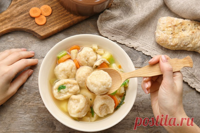 Cуп с сырными шариками