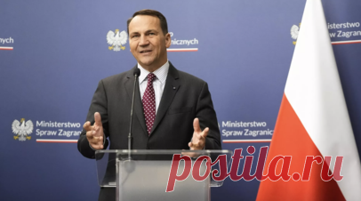 Глава МИД Польши Сикорский объяснил слова о Крыме «гипотетической дискуссией». Министр иностранных дел Польши Радослав Сикорский в продолжение своих высказываний о Крыме отметил, что предложение о «передаче Крыма под мандат ООН» было лишь «гипотетической дискуссией среди экспертов». Читать далее