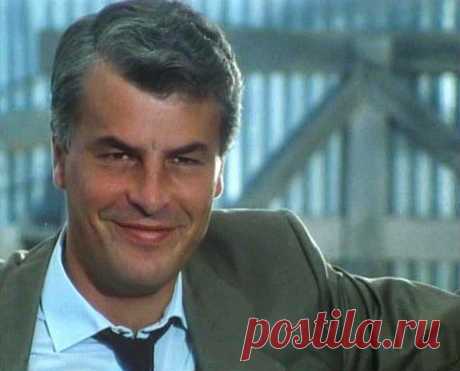 Микеле Плачидо (Michele Placido)
- 19 мая, 1946