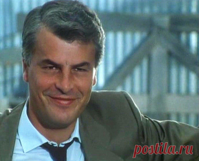 Микеле Плачидо (Michele Placido)
- 19 мая, 1946