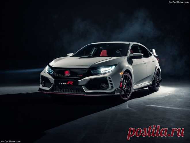 Смотри! Honda Civic Type R 2018 года Как и у большинства крупных автомобилестроительных компаний, японский бренд Honda имеет огромный легион поклонников как в Азии, так и в Европе. США до поры