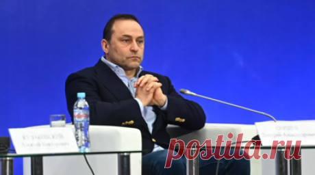 В Госдуме считают, что своими словами об ОКР президент МОК пытается запудрить всем мозги. Председатель комитета Государственной думы по физической культуре и спорту Дмитрий Свищёв прокомментировал слова президента Международного олимпийского комитета (МОК) Томаса Баха, что у организации нет дедлайна по снятию отстранения Олимпийского комитета России (ОКР). Читать далее
