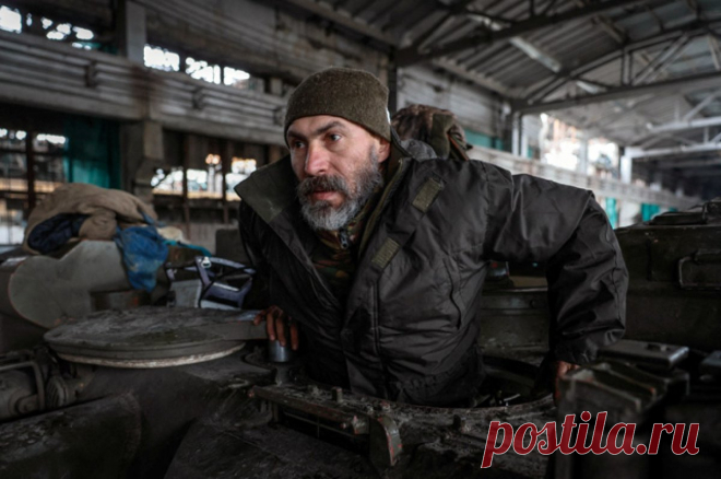 «Пожил своё? Иди умри!» ВСУ ждёт пополнение из старых солдат. Зеленский готов поставить под ружьё пенсионеров и шизофреников.