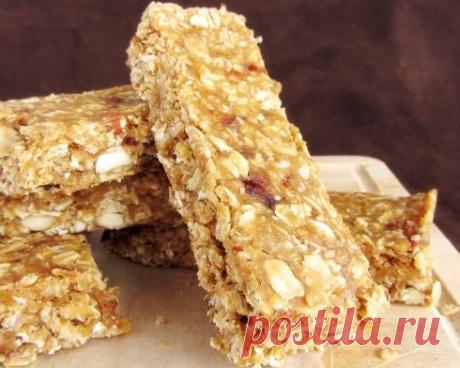 Овсяные батончики с орехами и фруктами — полезное и вкусное печенье без выпечки по быстрому | Вкусный рецепт