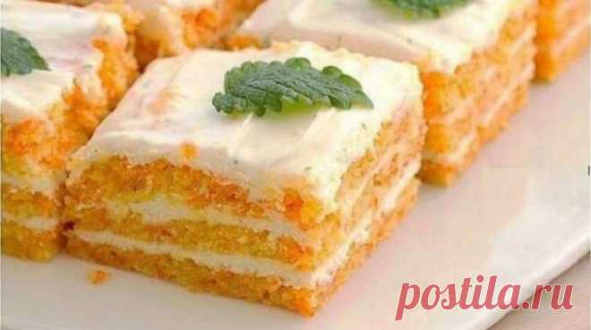 Пирожное с морковью и творожным кремом