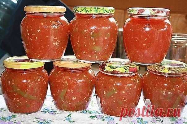 ОЧЕНЬ ВКУСНЫЙ РЕЦЕПТИК «ЛЕЧО ИЗ КАБАЧКОВ».

Свое оригинальное название лечо получило благодаря классическому блюду венгерской национальной кухни под названием lecsо. Лечо - это прекрасный способ заготовки свежих овощей впрок.

Как такового единого рецепта или состава лечо просто не существует. Все дело в том, что каждая хозяйка готовит блюдо по своему собственному рецепту. Благо, что для лечо подойдут разнообразные виды овощей. Однако, в составе лечо будет обязательно соде...