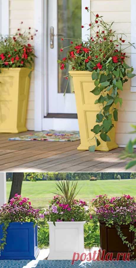 Easy-care, self-watering Fairfield polyethylene planters make the most of small spaces and entrances. | Gardener's Wish List