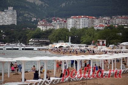 Названы российские курорты с максимально подорожавшим жильем. В России нашли три города-курорта, в которых средняя стоимость одного квадратного метра жилья за два года выросла более чем на 100 процентов. Популярные города для отдыха с максимально подорожавшей недвижимостью назвали эксперты «ЦИАН.Аналитика». Сильнее всего цены выросли в Геленджике, Светлогорске и Зеленоградске.